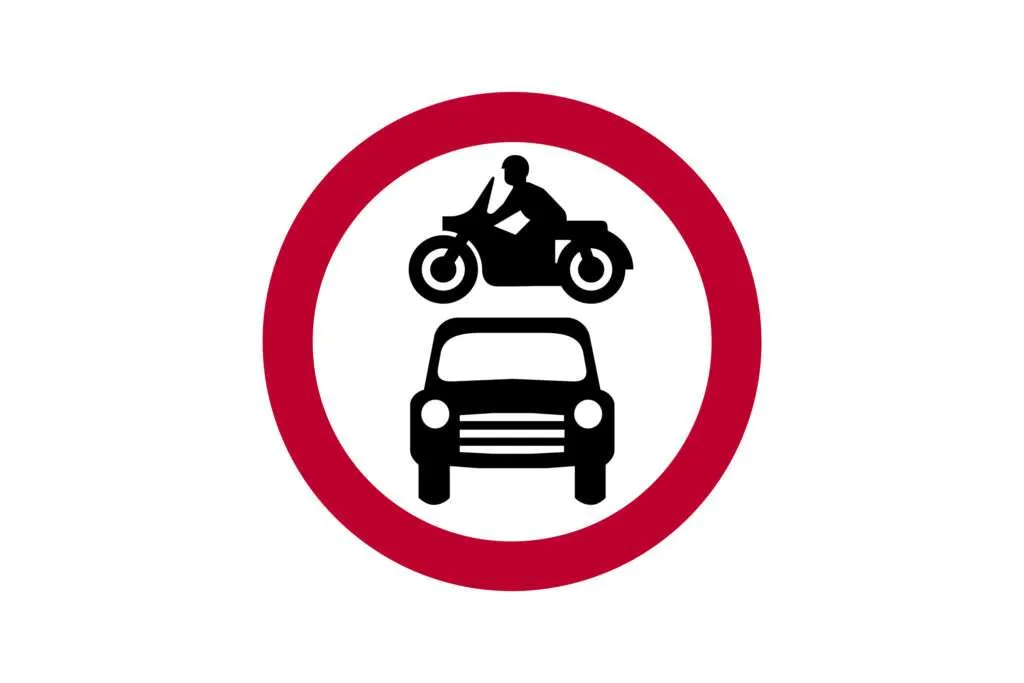 road sign shapes for the uk driving theory test and the adi part 1 theory test