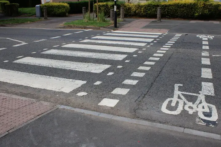 what is a parallel crossing